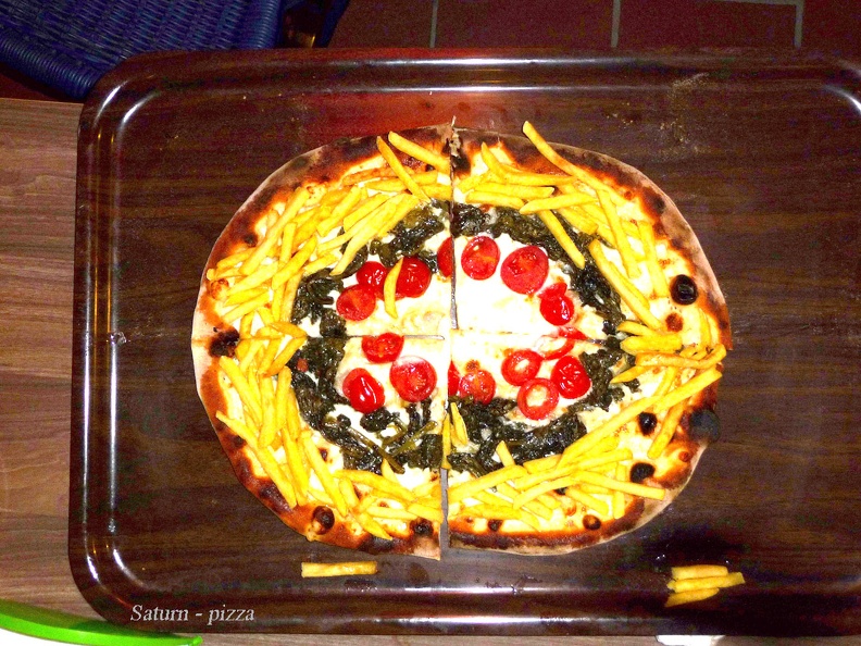 saturn-pizza.jpg