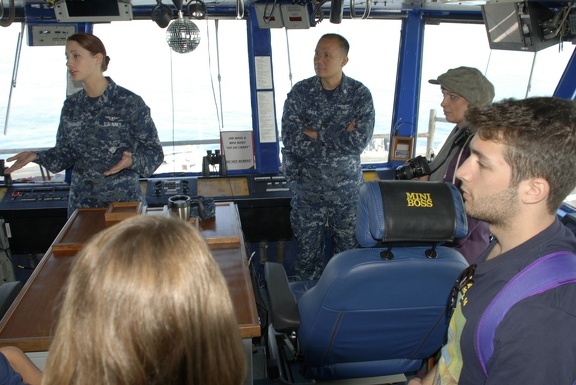 USS-Nimitz 2013-11-01 00052 NOBILI